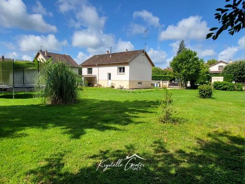 Maison à Abergement-La-Ronce sur 1555 m² de terrain