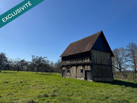 BIEN D'EXCEPTION au coeur du Pays d'Auge : Manoir, édifié au XVème siècle et inscrit aux monuments historiques.