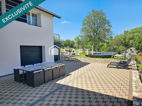 Maison individuelle spacieuse – Environ 300 m²