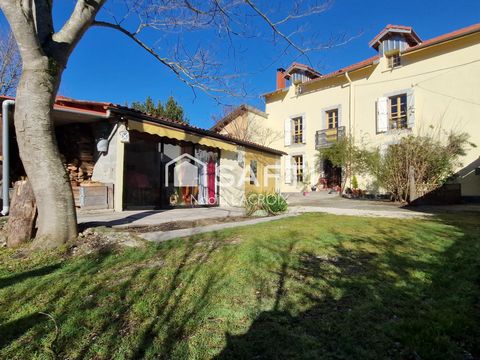 Maison de caractère de 154m² rénovée, jardin au bord de l'eau.