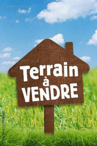 À Vendre – Terrain constructible vendu viabilisé de 633 m2 à Taulé.