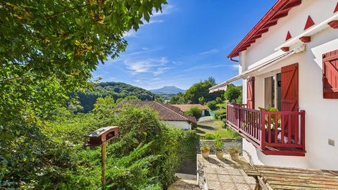 Saint-Pée-sur-Nivelle  Vue exceptionnelle sur le lac