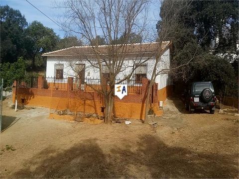This single storey, easy living Chalet property sits just on the outskirts of the town of Ventorres de San Jose and only a 15 minute drive from the beautiful town of Loja in the province of Granada, Andalucia, Spain. The property has a gated entrance...
