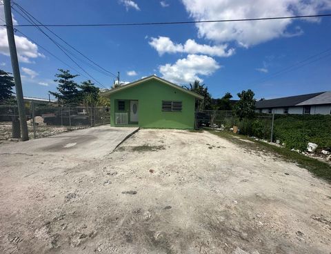 This single-family home located on Tufa close features 3 bedrooms, 1 bathroom, living room, kitchen and laundry area. This property is fully enclosed with chain link fence and is centrally located. In addition, there are three 1 bedroom, 1 bathroom e...
