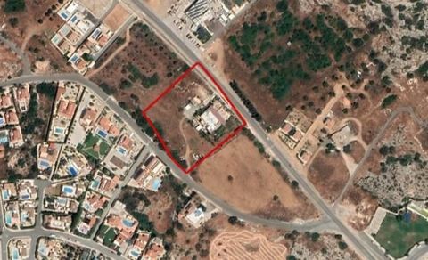 A share of a field in Pegeia, Paphos. The asset falls within commercial planning zone ΕΜΠ1 and holiday houses planning zone Π1 with 15% building density, 15% coverage, 2 floors and a height of 8.3m.