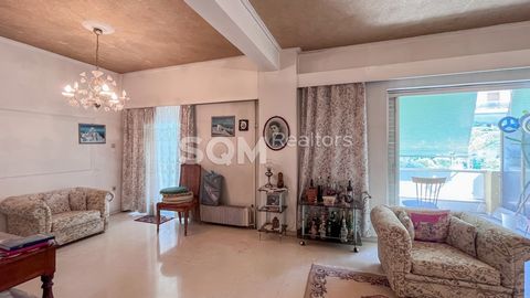 Palaio Faliro, Floisvos, a 105 sqm apartment is available for sale on the 2nd floor of a multi-story building constructed in the early '70s. The property's most significant asset is undoubtedly its location. The building is a classic example of the p...