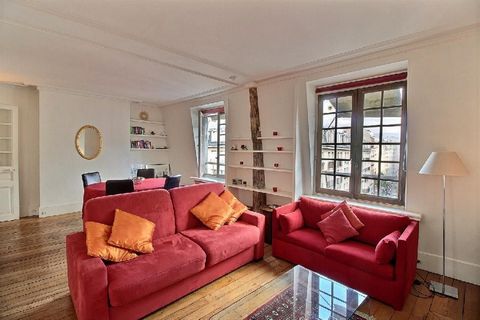 MOBILITY LEASE ONLY: In order to be eligible to rent this apartment you will need to be coming to Paris for work, a work-related mission, or as a student. This lease is not suitable for holidays or remote work. Standing Traditional and typical buildi...
