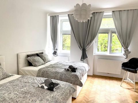 Vienna City flair: Feel-good apartment for longer stays in the center of Vienna. Enjoy the beautiful Viennese city life in this quiet and centrally located, completely renovated and well-equipped accommodation in the 8th district.