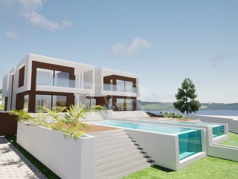Luxury 4-bedroom villa for sale in Troia, to debut, located in an exclusive and quiet area washed by the Atlantic Ocean and the Sado Estuary. With the specialty projects approved, the building permits to be paid and construction scheduled to start by...