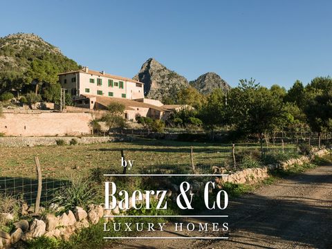 This jewel in Bunyola is a cultural asset of Arabic origin and dates back to 1602, parts of the original finca even from 1200 A.D. The property of a very special kind has much to offer not only for nature lovers. The total land area is 824.293 m². Th...