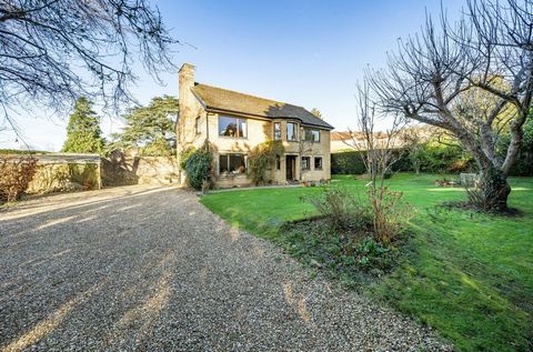 On the market for the first time since its 1985 construction, this secluded detached city home sits on the edge of the Cotswold Way in the heart of Weston village, a twenty-minute stroll from Bath's vibrant centre. Cherished by four generations, it w...