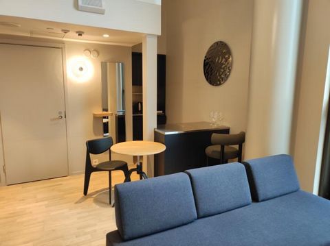 Executive StudioMinimum 6 months stay 24 sqm on the bottom floor plus 7sqm loft (the bedroom) The Executive Studio apartment is a beautifully designed loft by Tom Dixon. Here you will find a multifunctional space for micro-living, including a luxurio...