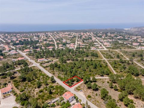 VALE DA TELHA – ALJEZUR   INVESTMENT   Plot of urban land, with an area of 1000m2, located and inserted in the Urbanization of Vale da Telha, in Aljezur. With a privileged location, a few minutes from the beaches of Arrifana and Montes Clérigos, you ...