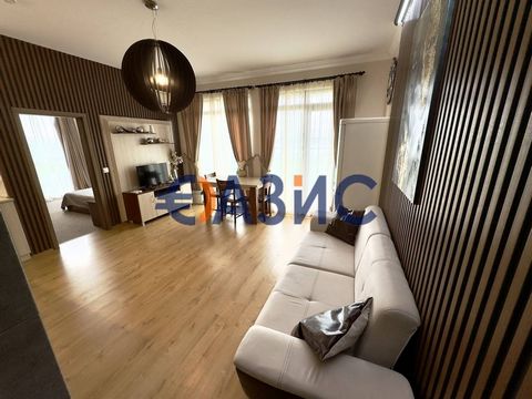 ID 33301772 Price: 294,900 euros Location: Burgas, business class house Lazuren Bryag Total area: 110 sq.m. Rooms: 3 Floor: 5/22 Support fee: 350 euros per year Construction stage: the building has been put into operation – Act 16 Payment scheme: 500...