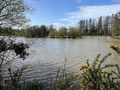 NOUVEAU ! ET RARE SUR LE MARCHE ! Vanessa VENTROUX vous propose en EXCLUSIVITE AGENCE * A LA RECHERCHE DE CALME ?? Venez découvrir ce terrain avec son étang et sa forêt sur une propriété d'un peu moins de 6 ha D'un accès facile, vous vous retrouverez...