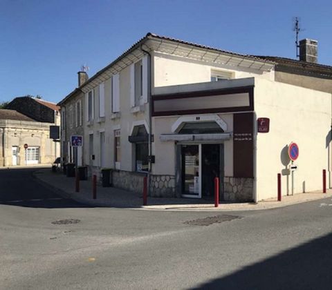 L'agence Clairimmo vous propose un fond de commerce avec stock de Quincaillerie et services situé sur la commune de Cissac-Médoc. Ce fond de commerce dispose d'une clientèle fidèle. A proximité, vous trouverez un parking municipal, une boulangerie, u...