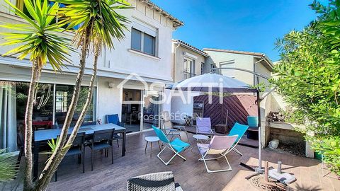 Located in Argelès-sur-Mer (66700), 200 m from one of the most beautiful beaches on the Vermeille coast, this charming house offers a pleasant living environment to its inhabitants. The location is ideal for enjoying the joys of the seaside, while pr...