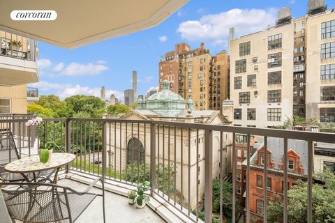 PRICE REDUCED! OPEN HOUSE SUNDAY, NOVEMBER 24 FROM 12:00-1:00. NO APPOINTMENT NECESSARY! RARELY AVAILABLE 2 Bedroom on CPW. Welcome to Apartment 8F at 80 Central Park West. This rarely available, highly coveted, special two-bedroom, two-bathroom home...