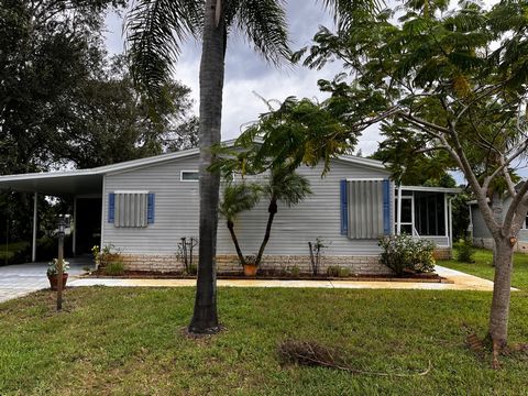 2001 3/2 Palm harbor in a small and very nice Sebastian community. This home is huge almost 1800 sq ft with 2 porches this would be great for larger families. This home has a newer roof about 4 years old and has some updated flooring. This home comes...