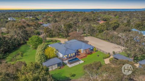 Heaven sent for a horse owner or those yearning for a taste of semi-rural serenity, this modern homestead on 2 acres (approx.) lives every bit up to the luxury lifestyle the exclusive Kinfauns estate is known for. Behind auto gates and a sweeping dri...