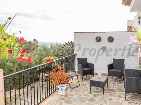 Nestled in the tranquil countryside of Torrox, this charming country property offers a peaceful retreat with beautiful mountain and sea views. Situated just a 15-minute drive from Torrox town and 20 minutes from the beach, it’s conveniently close to ...