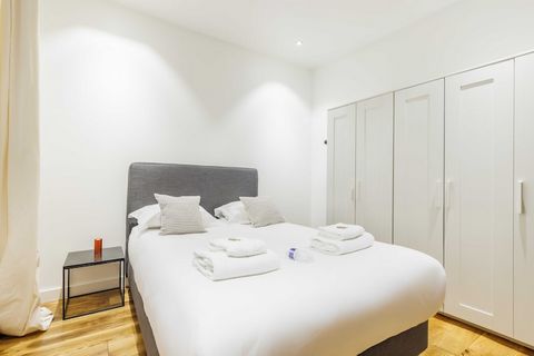 Checkmyguest bietet Ihnen ein charmantes 38 m² großes Apartment mit einem Schlafzimmer in idealer Lage in der Rue La Boétie 104 im 8. Arrondissement von Paris. Genießen Sie eine Unterkunft in der Nähe der berühmten Champs-Élysées und des majestätisch...