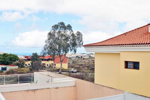 Fantastisch appartement in Visvique een kans, een charmant appartement in een zeer rustige en comfortabele omgeving waar u heerlijk van uw dagelijkse leven kunt genieten, op slechts 5 minuten van Arucas, een zeer jonge stad waar evenementen, concerte...