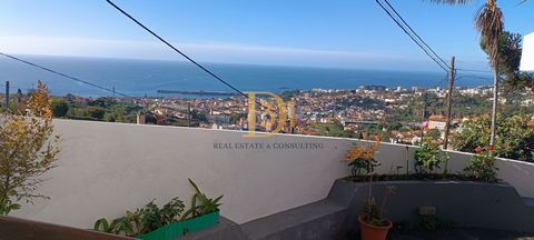 Sea View Villa in Funchal Enjoy stunning sea views from this charming villa in Funchal. The property offers a peaceful and serene setting, perfect for those seeking a holiday home or permanent residence. The villa features 3 spacious bedrooms and 1 s...