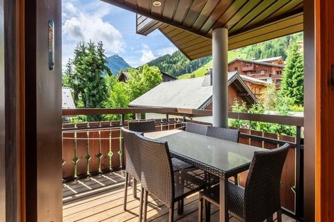 In the centre of Morzine, close to the ski lifts, shops, bars and restaurants, in a recent and quiet residence, a high-end 4-bedroom + mezzanine apartment on the 2nd and 3rd floors (with lift) and comprising: - an entrance with cupboards - a living r...