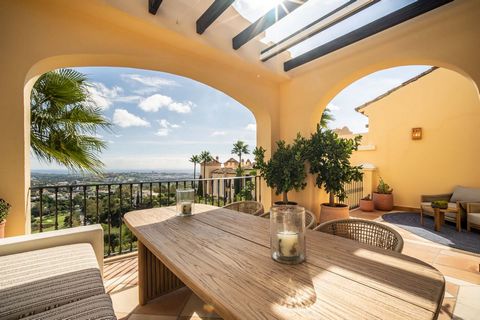 This exquisite penthouse in Buenavista, La Quinta, captures the essence of luxury living with stunning panoramic views of the sea, majestic mountains, and lush golf greens. Tailored for year-round enjoyment, its expansive terraces offer the perfect s...