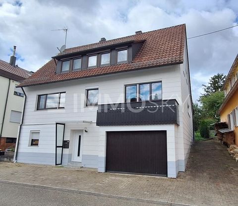 Charmantes Einfamilienhaus mit großzügigem Platzangebot und attraktivem Grundstück Dieses ansprechende Einfamilienhaus mit einer Wohnfläche von ca. 117 m² bietet Ihnen und Ihrer Familie viel Raum zum Leben und Wohlfühlen. Auf einem großzügigen Grunds...