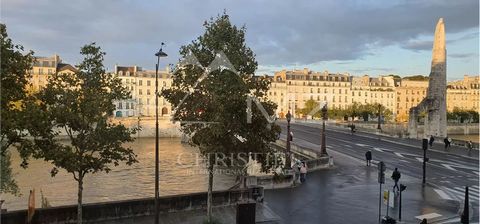 Michaël Zingraf Paris Rive Gauche bietet Ihnen eine schöne Wohnung im 5. arrondissement in unmittelbarer Nähe der Seine und Notre Dame, Pont de la Tournelle. Wohnung von 87M2 in perfektem Zustand im 2.Stock mit Aufzug eines perfekt gepflegten Gebäude...