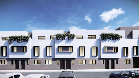 Cette maison de ville de luxe est située à Cancelada, Estepona, Malaga, sur la Costa Del Sol. Avec ses 3 chambres et 2 salles de bains, cette propriété offre un espace de vie spacieux de 133m². Le design moderne et les finitions de haute qualité font...