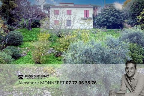 For sale in Grasse (Alpes-Maritimes) - 06130 Route d'Auribeau, Saint-Jacques district, chemin des Basses Moulières, avenue Mottet. Two-storey house with four main rooms, with a large basement, in accordance with the indications of the title deed. Bui...