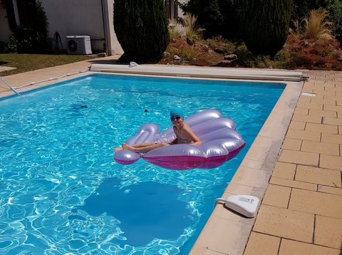 Belle Charentaise, 3 ch, piscine chauffée, au calme, 4 km de LOULAY
