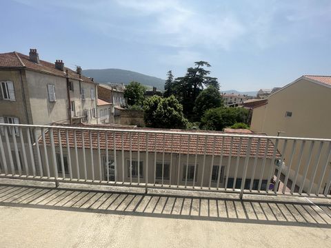 Appartement -T4- Ascenseur-Parking