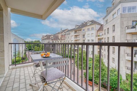 ANTONY - Quartier commercant et trés recherché. Superbe appartement luminueux de 4 pièces avecbalcon- terrasse