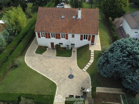 Maison - 206m² - Montamisé