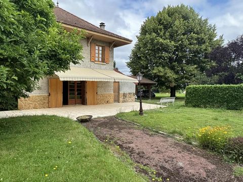 Maison de charme pour amateurs de bien diffèrents