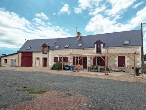 Longère typique dans joli hameau en campagne !