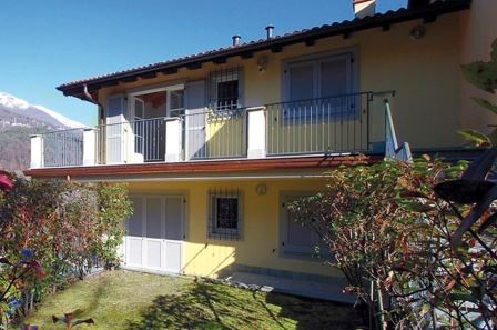 From €279,000 Recently built complex, consisting of villas and apartments, situated on a hilltop with a stunning lake view. The complex is just a 5 minutes’ drive away from Menaggio and the lake. The apartments boast spacious terraces and/or gardens ...