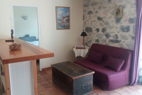 This charming 1-bedroom holiday home in Ardèche is ideal for a couple on a romantic getaway or a family travelling with children. There is also a shared swimming pool and a shared garden to relax. The stunning Monts d'Ardèche (7.8 km) is the perfect ...