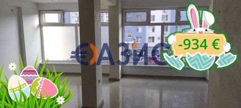 #30928406 Shop in TC Prestige, kv. 'Slaveykov' in Burgas Price: 42 00 euro Total area: 43 sq.m. m. No maintenance fee The store is located on the 2nd floor in the shopping center Prestige. It is also suitable for an office. Currently rented Payment: ...