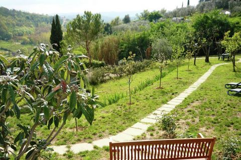 Located in Poggibonsi, this cottage is suitable for 2 people. Ideal for a couple, guests can relax in the swimming pool, enjoy a hot barbecue and access free WiFi at this child-friendly property. You can walk down to the town centre 2.5 km away, and ...