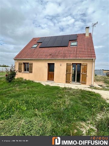 Mandate N°FRP153693 : House approximately 96 m2 including 5 room(s) - 2 bed-rooms - Site : 1080 m2. Built in 2009 - Equipement annex : Garden, Cour *, double vitrage, cellier, Fireplace, - chauffage : electrique - Class Energy D : 196 kWh.m2.year - M...