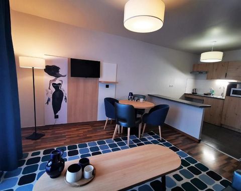 Are you passing through Greater Paris for a weekend with friends or on a business trip? Relax in a fully-equipped apartment with a kitchen, bathroom, and free WiFi. In the heart of a pleasant neighborhood on the banks of the Seine, the Asnières apart...