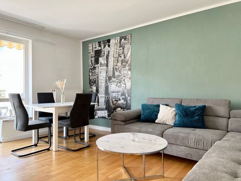 A stylish apartment is offered in a central location in Kassel Vorderer Westen. The apartment has been renovated and is now available for first occupancy. In addition to the upscale furnishings, the 180 cm box spring bed in hotel quality is certainly...