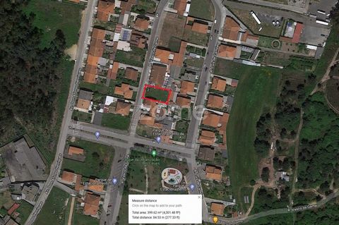 Identificação do imóvel: ZMPT547625 Lote de terreno com 399 M2 em Alvarelhos Trofa Porto! Este lote de terreno, fica na rua Vasco da Gama em Alvarelhos. Outras características: Zona de moradias individuais; Local muito calmo e sossegado; Área de impl...