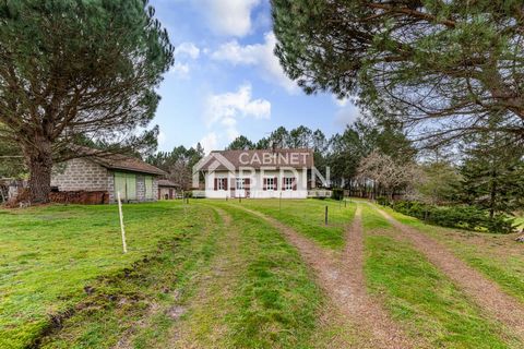 Exclusive to CABINET BEDIN - PONTENX LES FORGES. On the edge of the forest. House full of charm and authenticity. On more than 4 hectares with several barns, stable, bread oven and a cellar. The house is composed of 4 large bedrooms, authentic kitche...