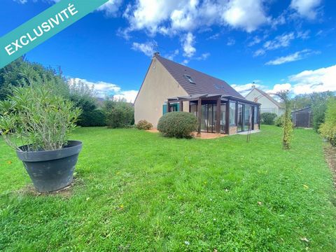 Située à Gometz-le-Châtel (91940), cette maison bénéficie d'un environnement calme et résidentiel, idéal pour les familles en quête de tranquillité. La commune offre un cadre verdoyant et des équipements scolaires accessibles à proximité, parfaits po...